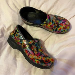 Unique Psychedelic Danskos